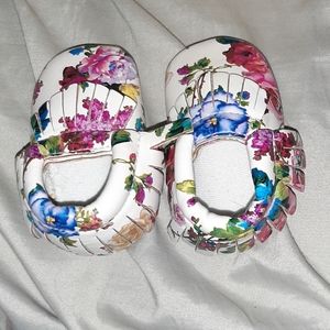 Infant Moccasin Like Shoes